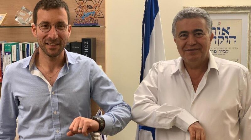 Peretz e Shmuli