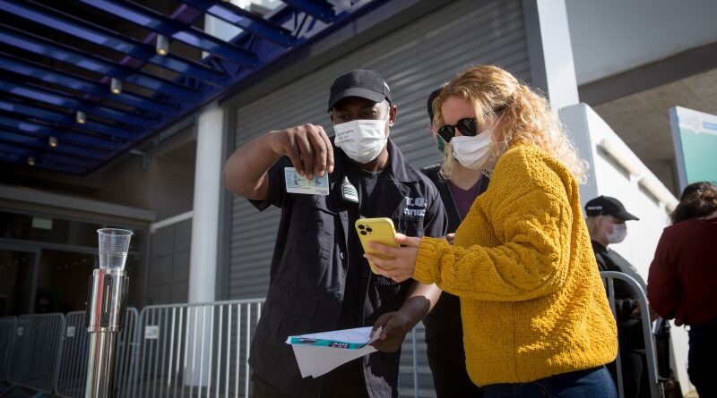 Passaporte verde e vacina para 45 anos