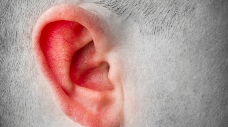 Médicos israelenses reconstroem orelha