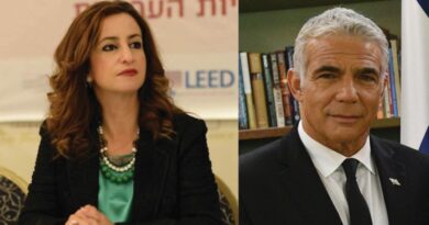 Deputada do Meretz permanecerá na coalizão