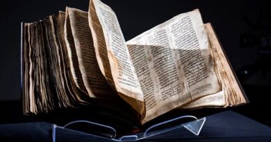 Bíblia hebraica será leiloada na Sotherby's