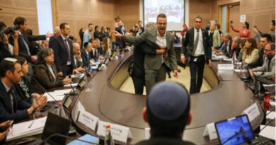 Caos no comitê da Knesset