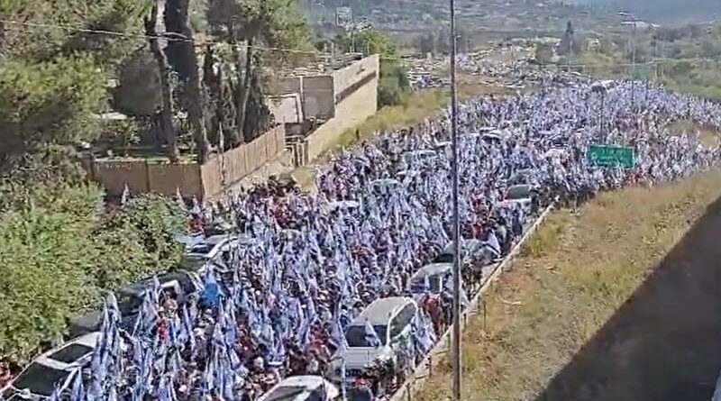 “Maior marcha da história"