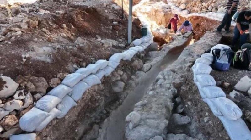 Descoberta seção de um aqueduto em Jerusalém