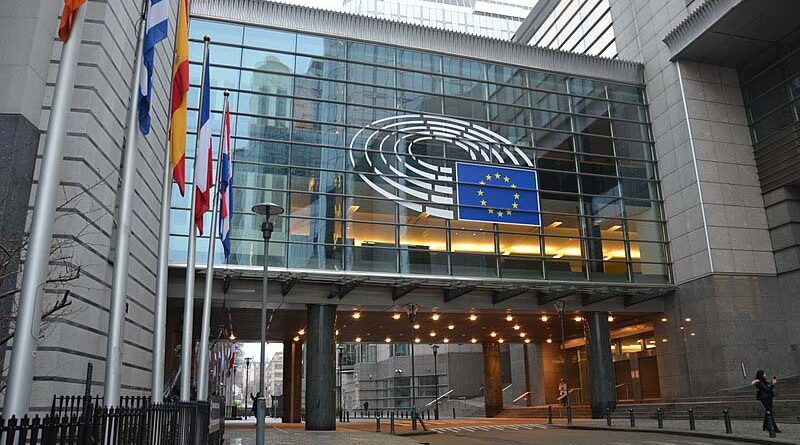 Parlamento Europeu aprova resolução