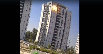 Drone do Líbano atinge apartamento