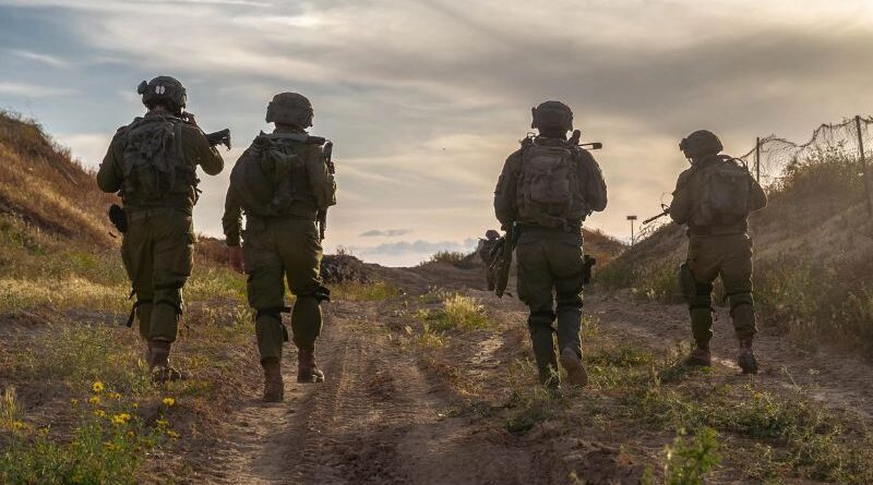 FDI estendem serviço militar obrigatório para homens