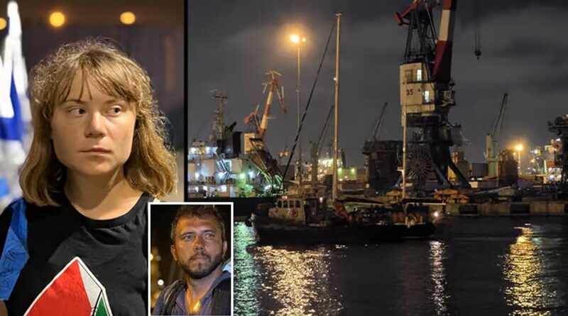 Ativistas da flotilha são deportados