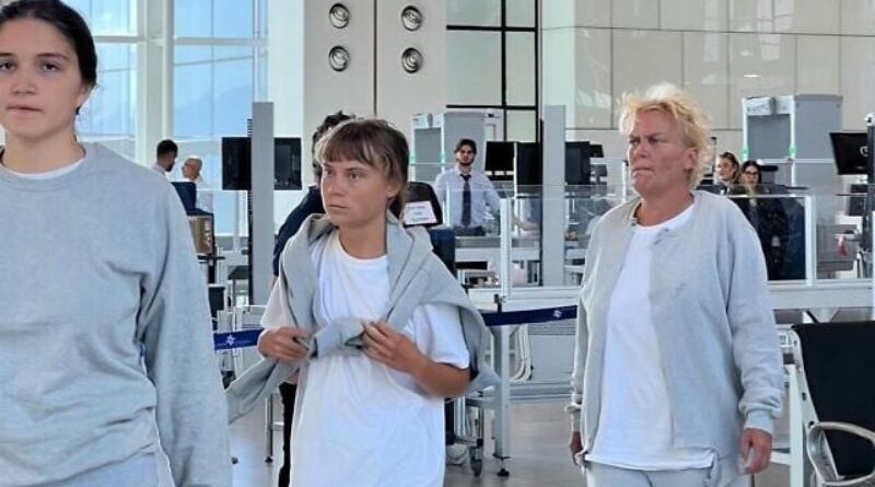 Greta e 170 membros da flotilha são deportados