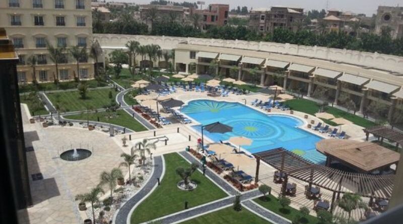 Terroristas libertados estão em hotel 5 estrelas