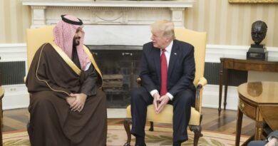 Trump faz negócios as custas de Israel