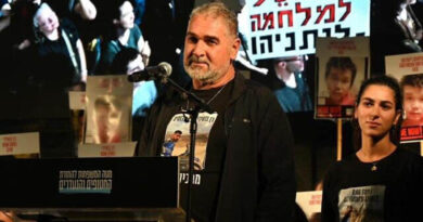 Família de refém anuncia fim dos protestos de sábado à noite