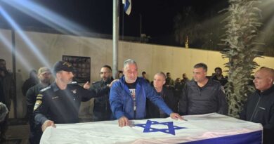 Após 843 dias, o refém Ran Gvili em Israel