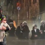 Autópsias de bebês provocam protestos violentos