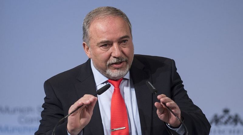 Liberman propõe compromisso para o próximo governo