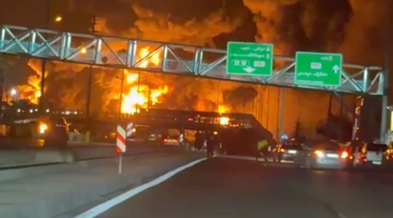 Israel ataca depósitos de petróleo do Irã