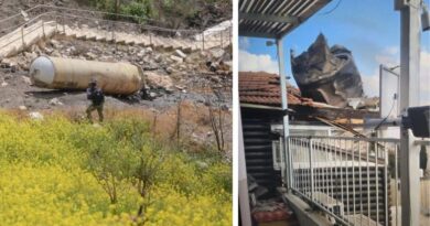 Estilhaços de mísseis interceptados atingem Jerusalém