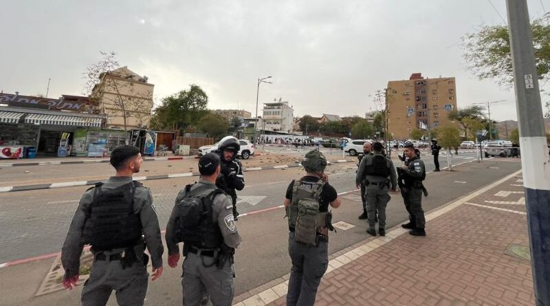 Míssil de fragmentação do Irã atinge Eilat